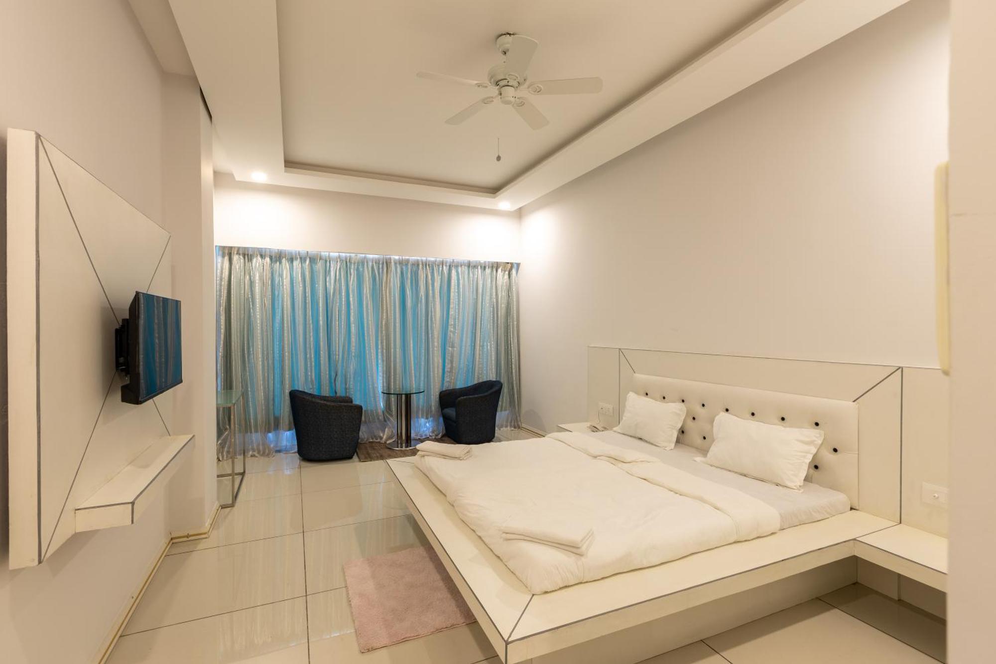 The Grand Monarch Hotel, Ujjain Eksteriør bilde